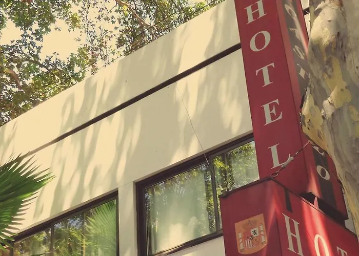 Nuevo Castillo Hotel